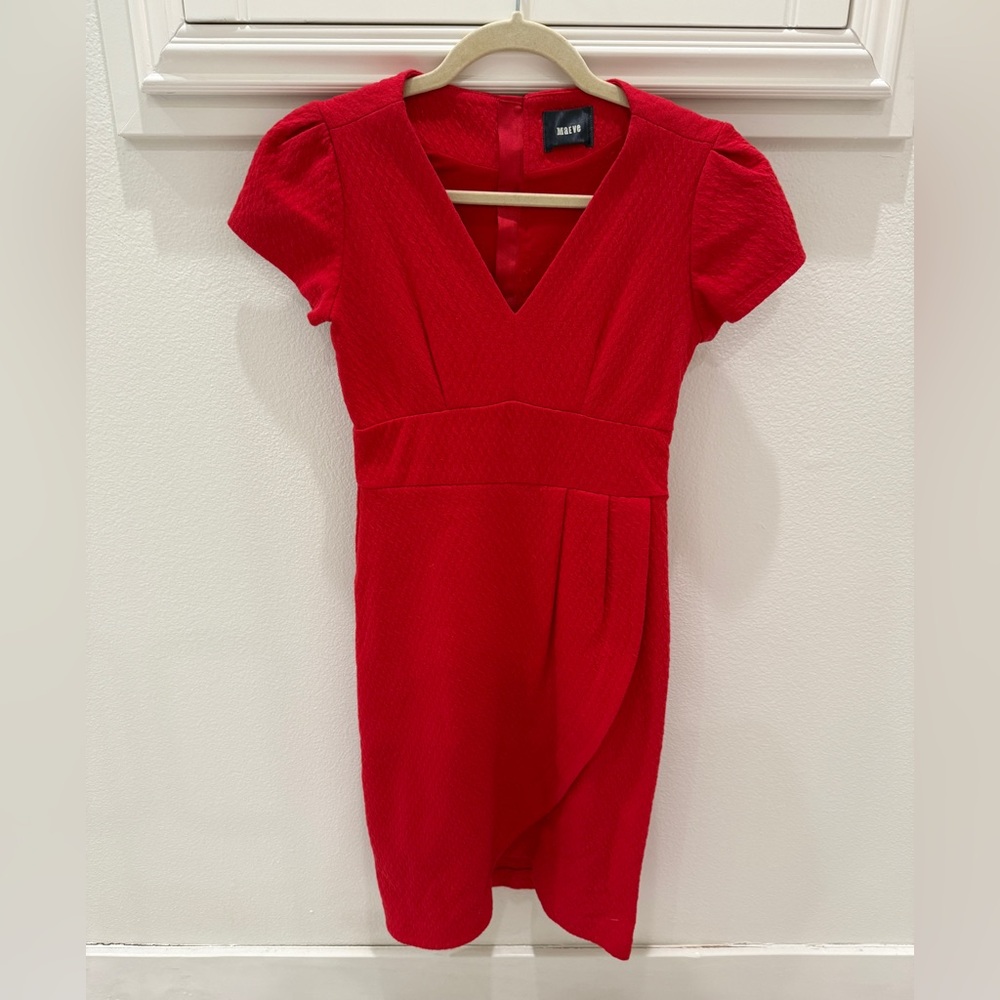 Red cap sleeve dress